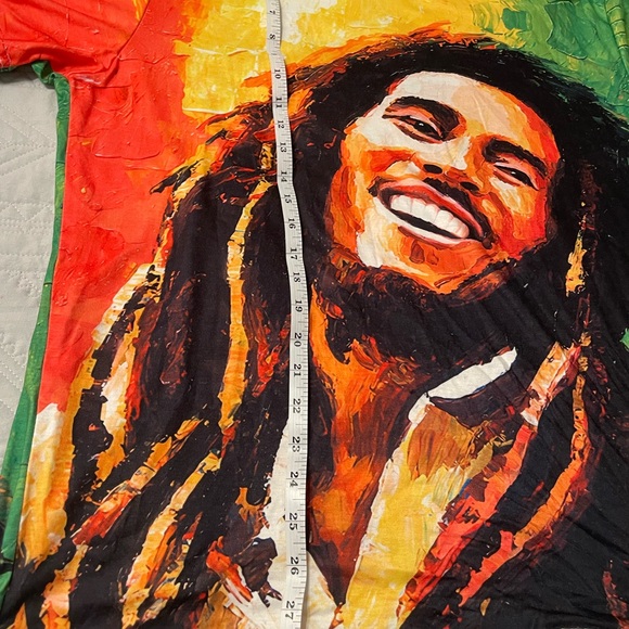 Colorful Graphic T-Shirt - Picture 4 of 6